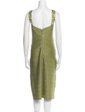 Carmen Marc Valvo Scoop Neck Midi Length Dress