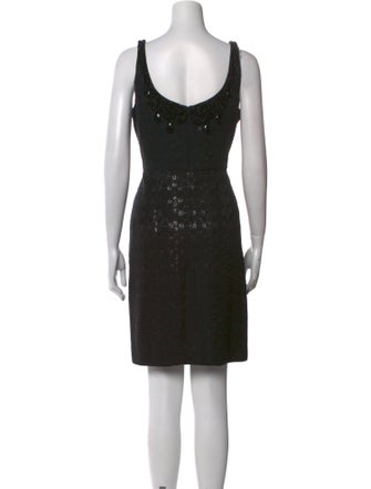 Carmen Marc Valvo Scoop Neck Knee-Length Dress