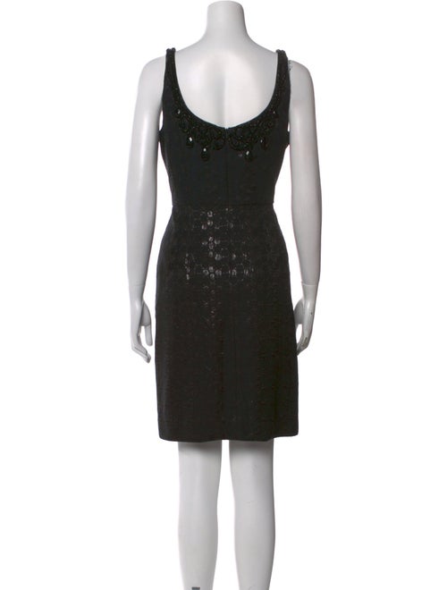 Carmen Marc Valvo Scoop Neck Knee-Length Dress