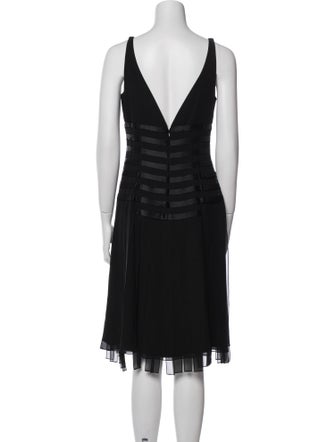 Carmen Marc Valvo Silk Knee-Length Dress