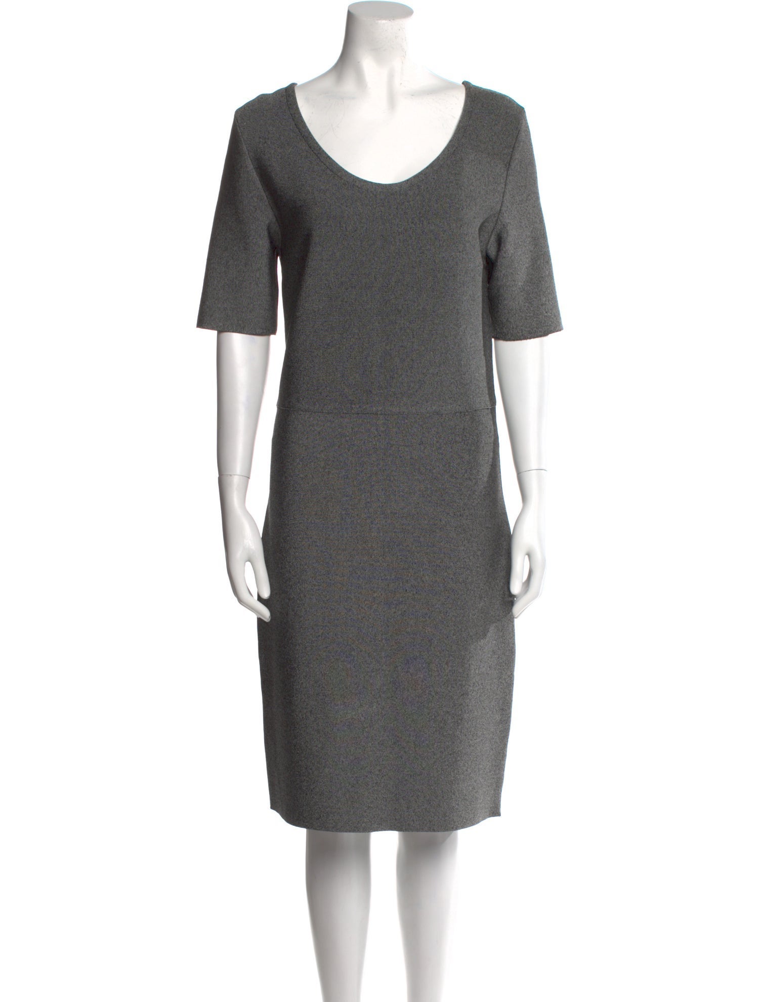 Carmen Marc Valvo Scoop Neck Knee-Length Dress