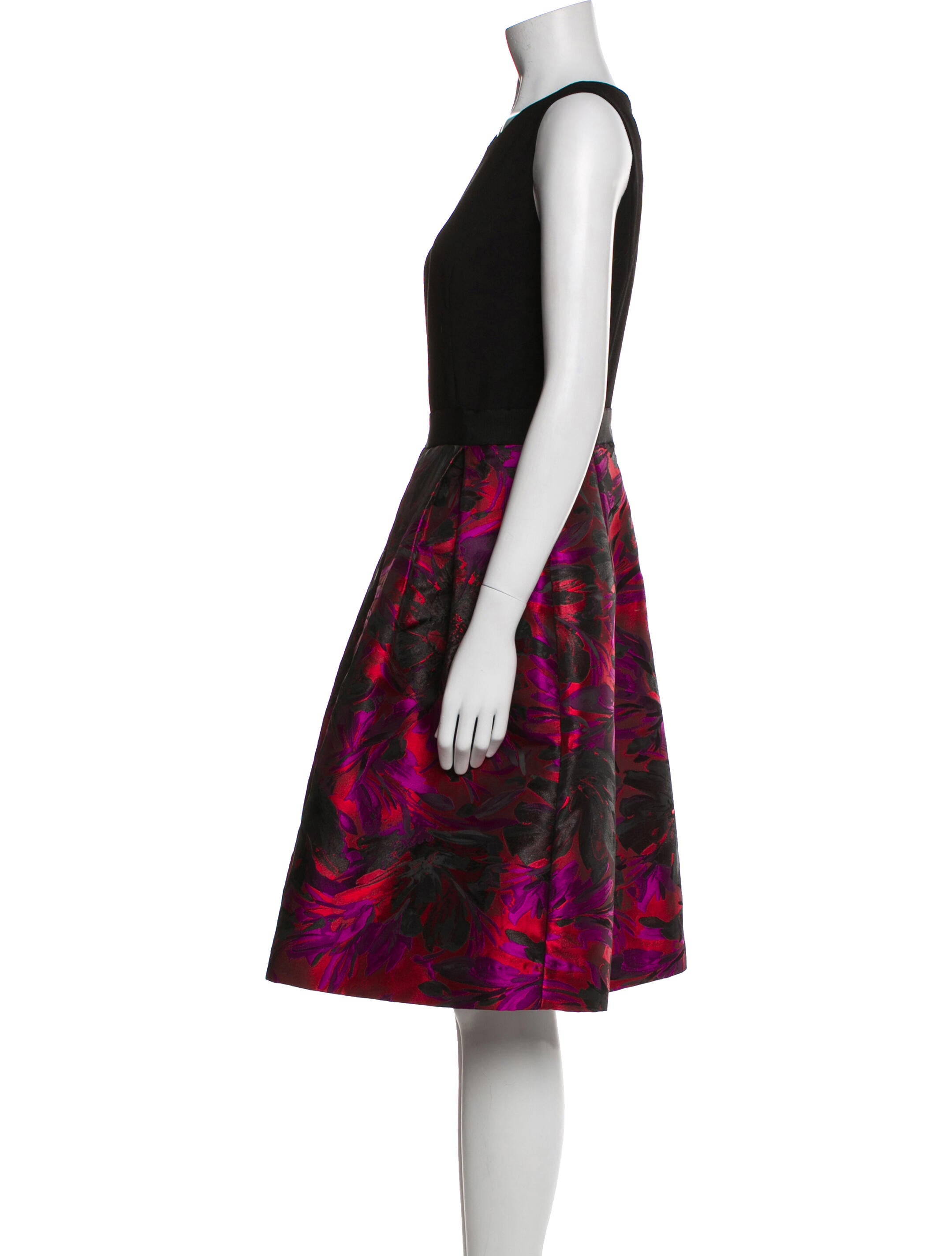 Carmen Marc Valvo Printed Knee-Length Dress