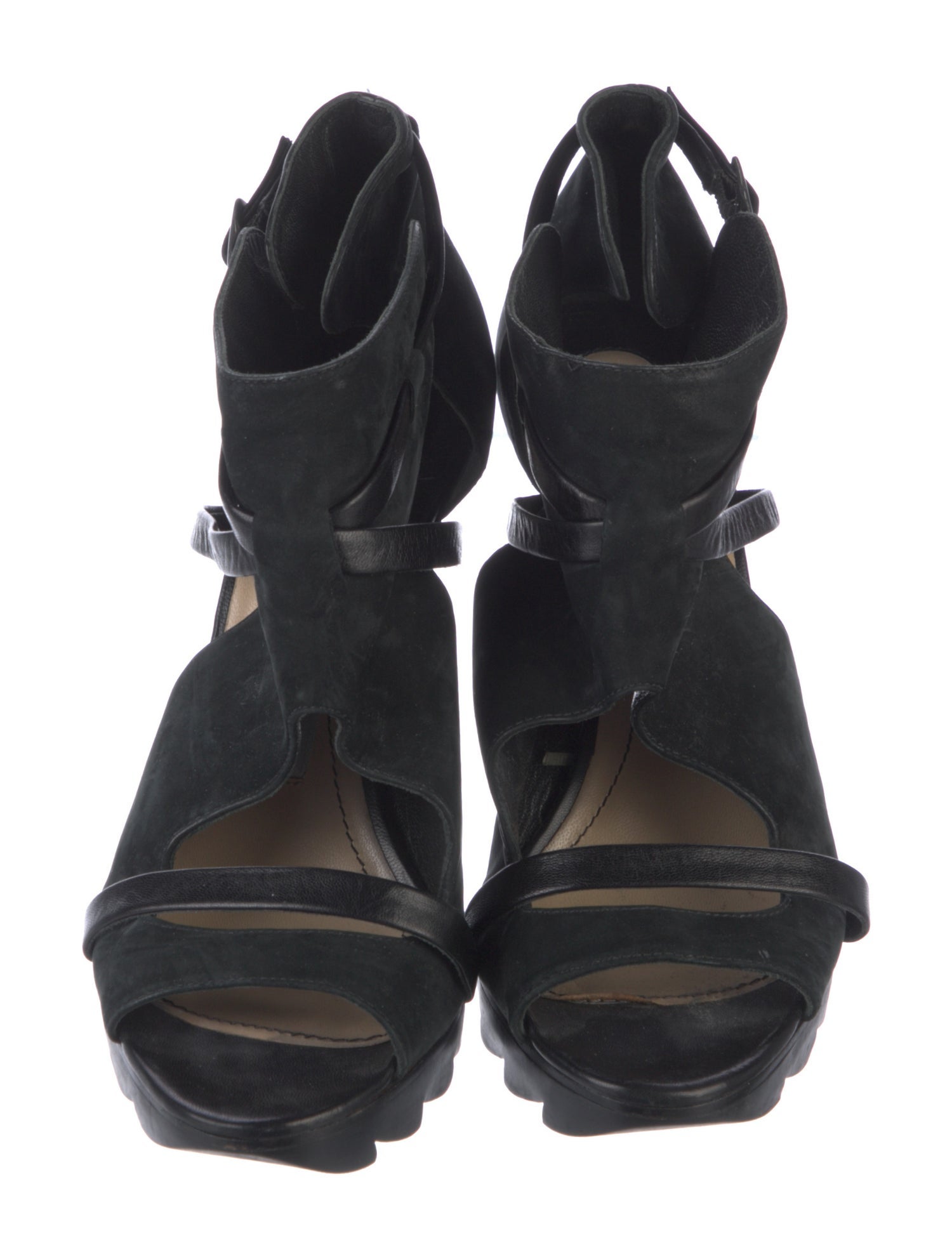 Camilla Skovgaard Suede T-Strap Pumps