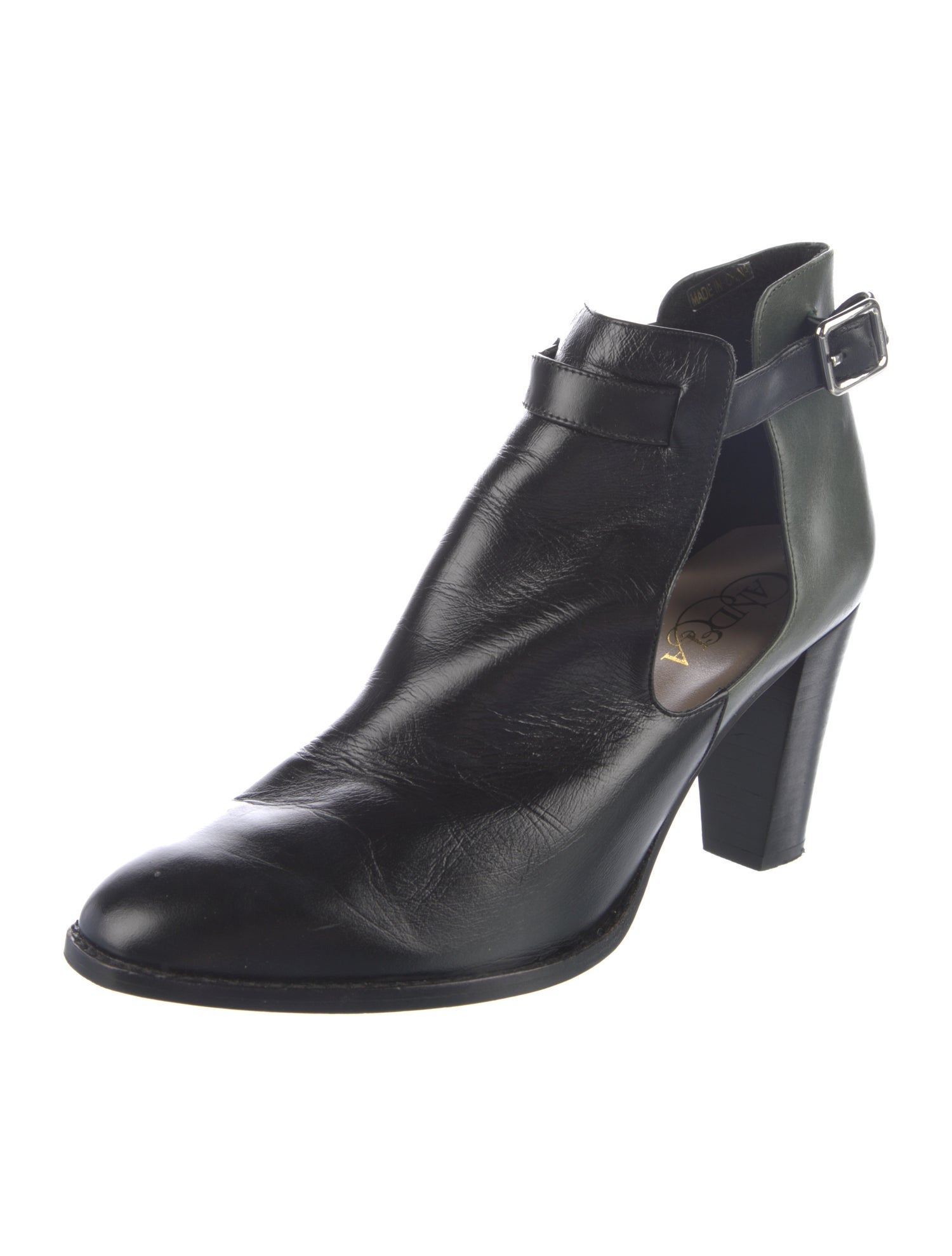 Candela Leather T-Strap Pumps