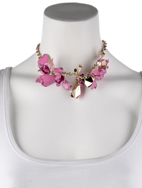 Carolina Herrera Enamel Flower Necklace