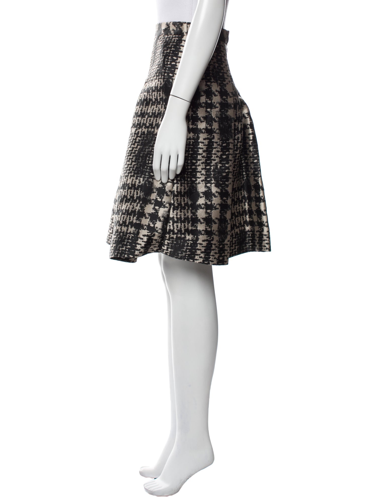 Carolina Herrera Tweed Pattern Knee-Length Skirt