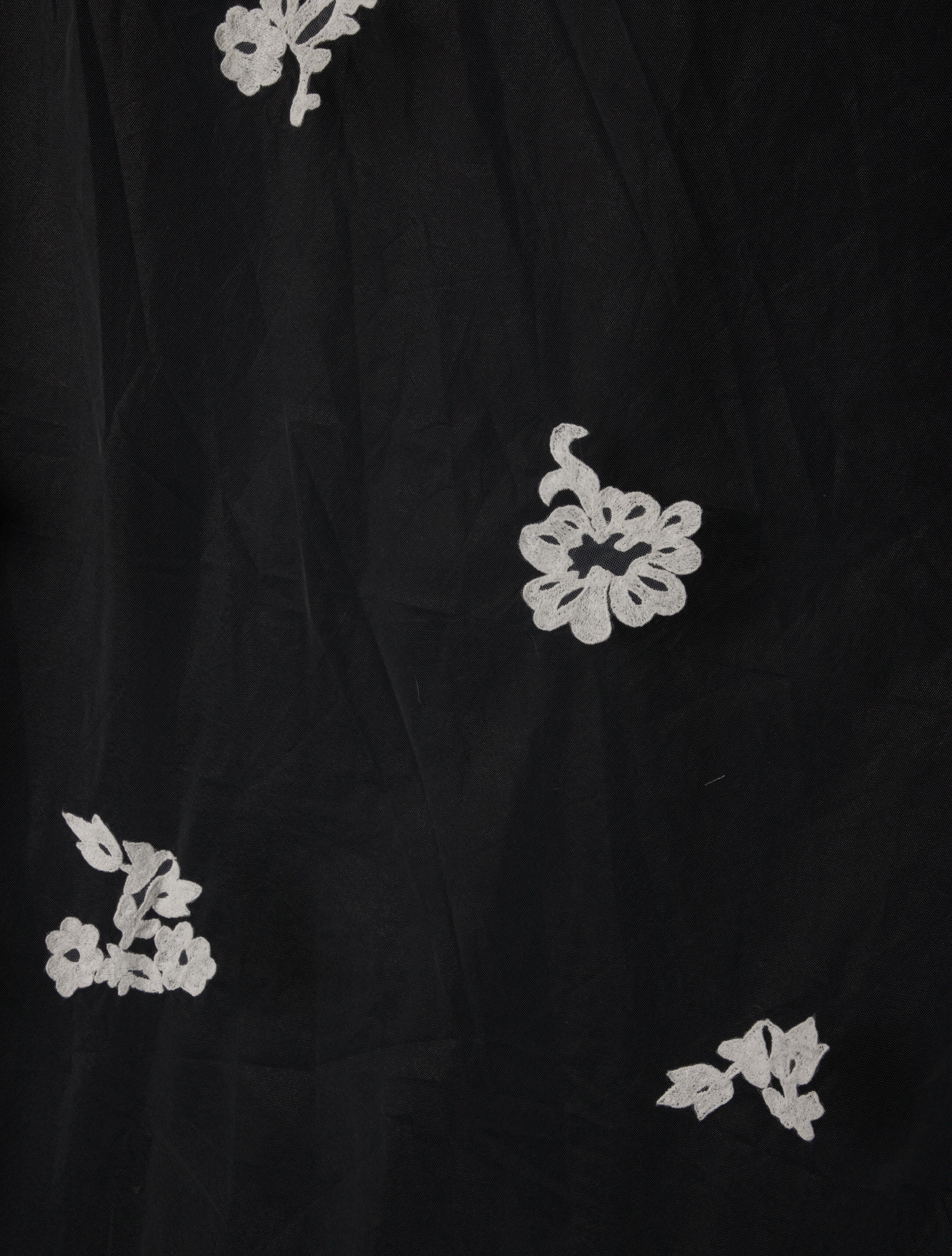 Carolina Herrera bride veil