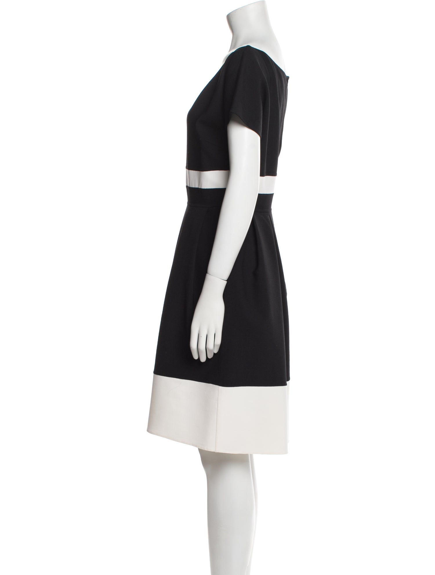 Carolina Herrera Virgin Wool Knee-Length Dress