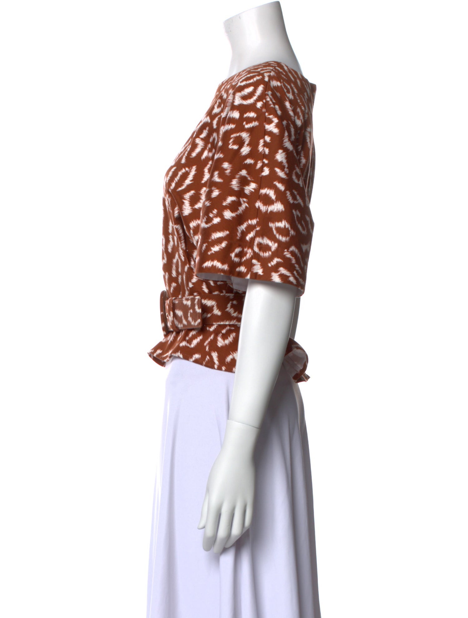 Carolina Herrera Bateau Neckline Short Sleeve Crop Top