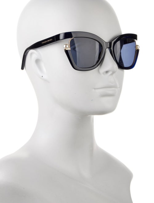Carolina Herrera Signature Logo Wayfarer Sunglasses