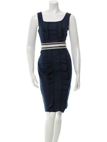Carolina Herrera Sleeveless Sheath Dress