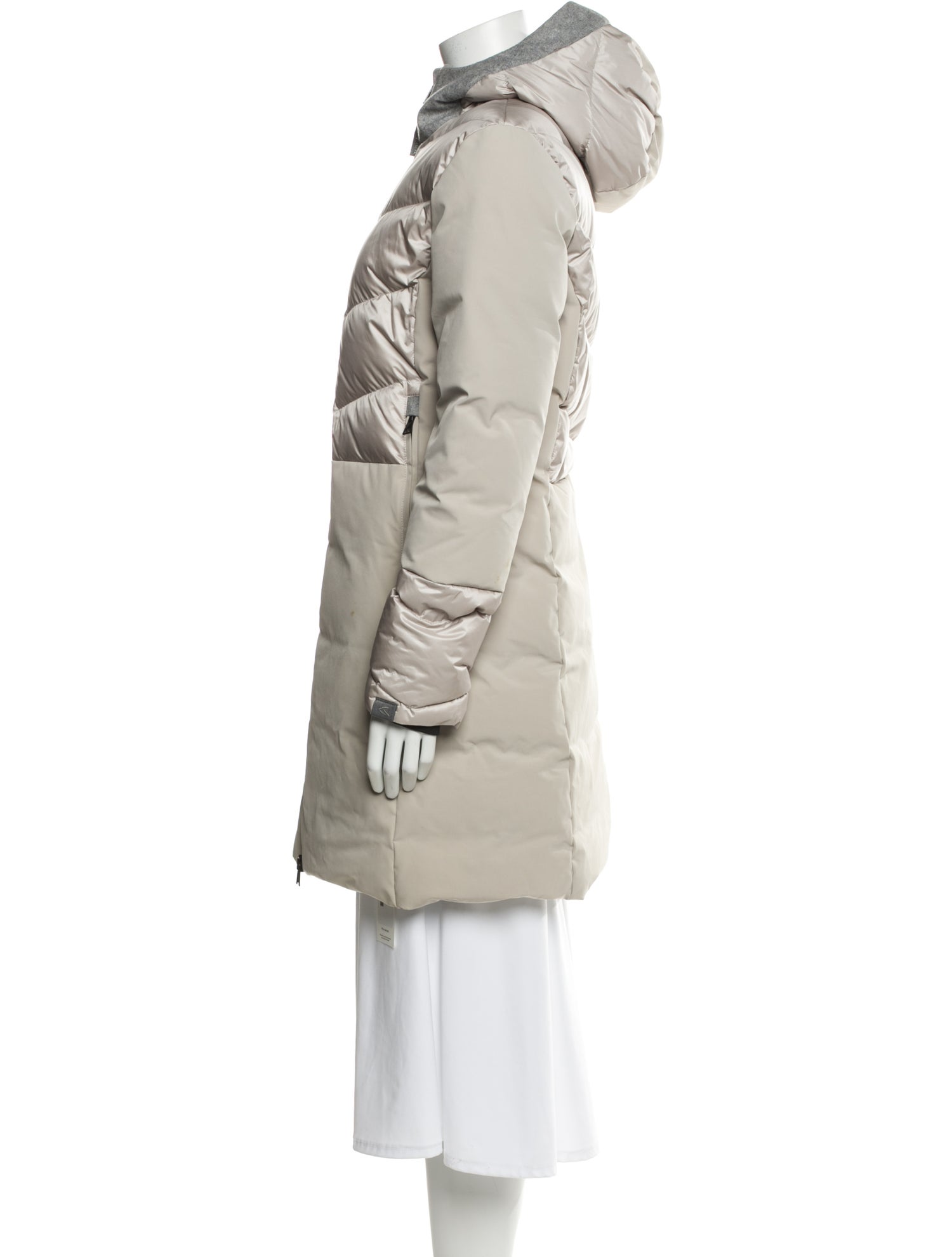 Capranea Down Coat