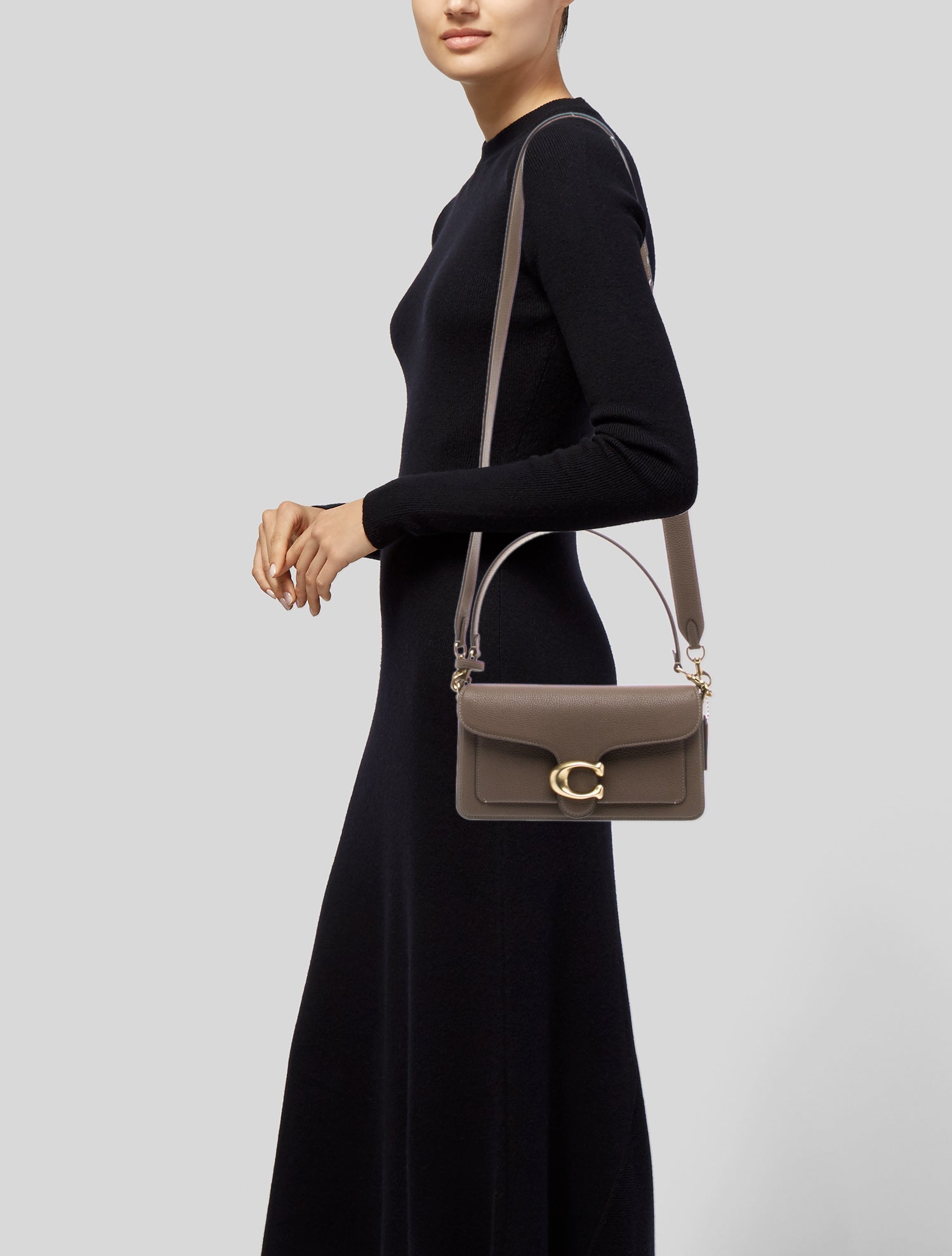 Coach Signature Tabby 26