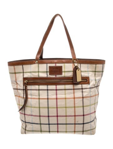 Pre-owned Coach Canvas Tote In Neutral