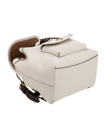 Coach Leather Riya 21