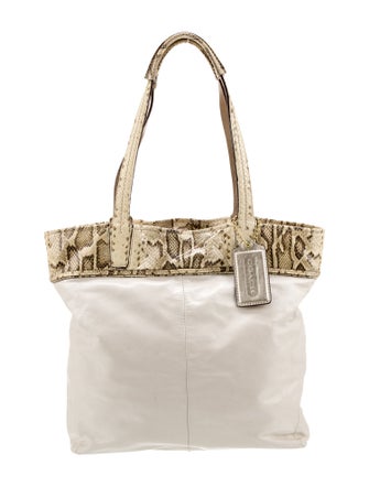 Coach Leather Shoulder Bag