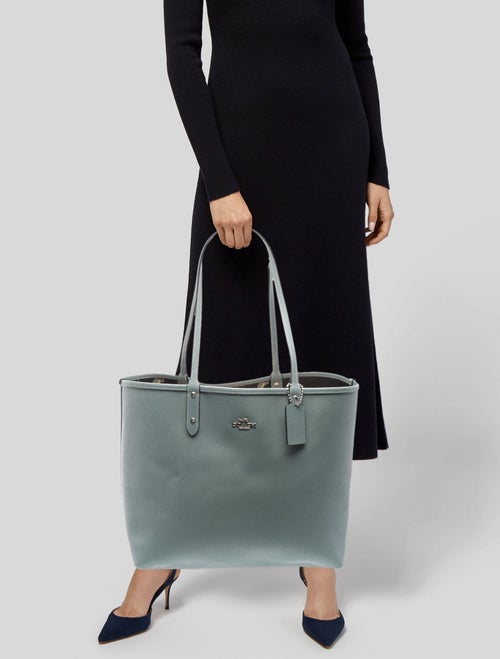 Coach Tote