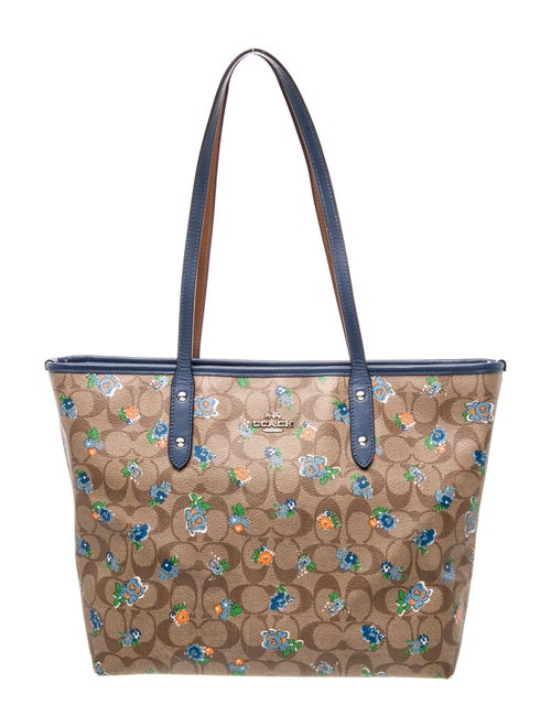 Coach Signature Tote