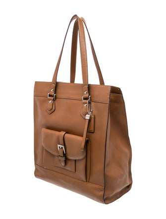 Coach Signature Tote