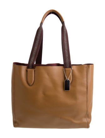 Coach Signature Tote