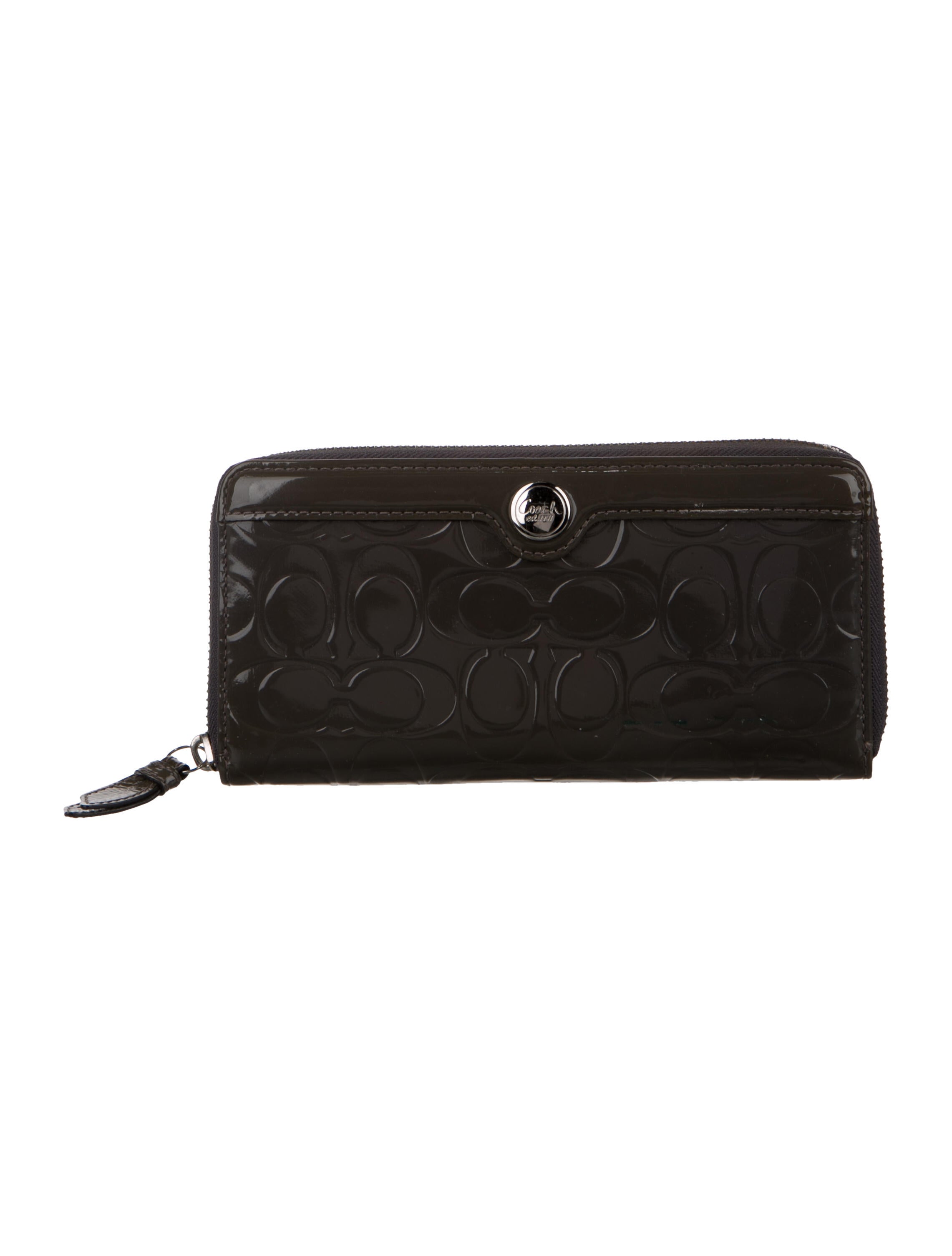 Coach Patent Leather Continental Wallet