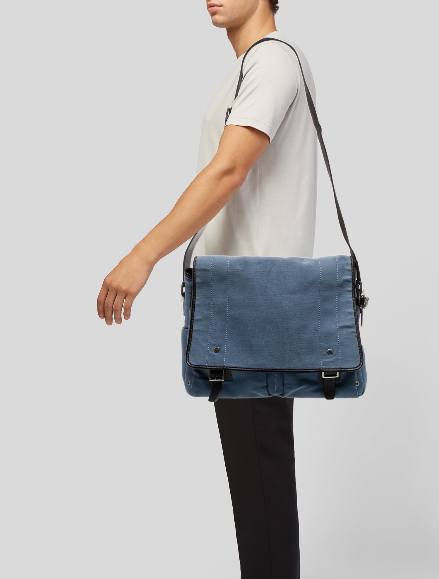 Coach Canvas Messenger Bag Vintage