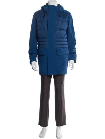 Canada Goose Outerwear Puffer Coat L