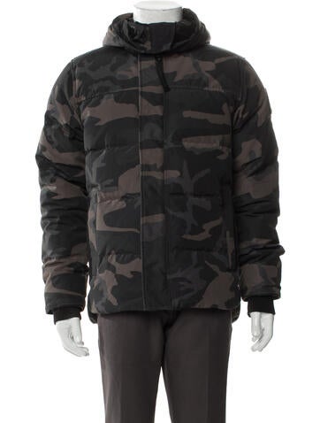 Canada Goose Outerwear Camouflage Print Puffer Coat S