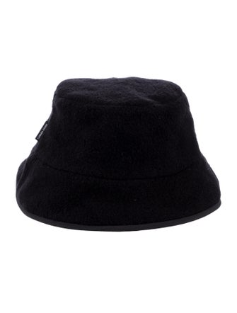 Canada Goose puffer reversible bucket hat
