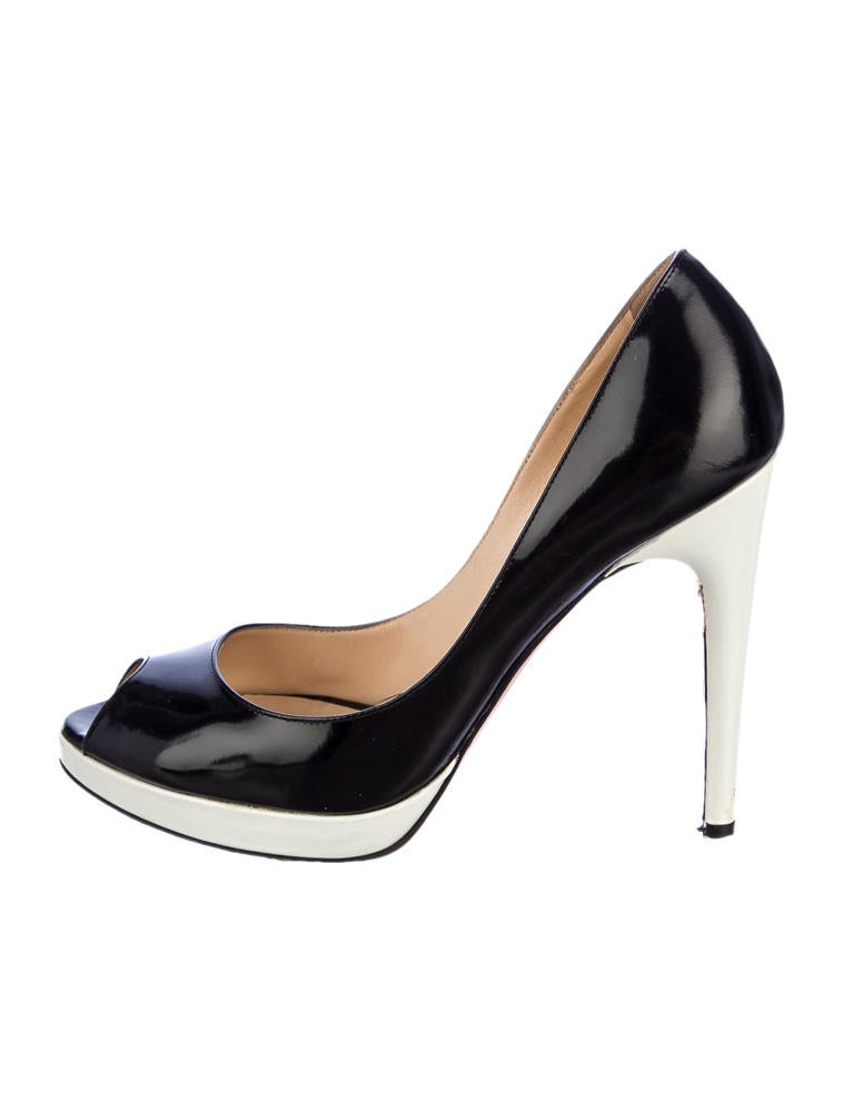 casadei pumps