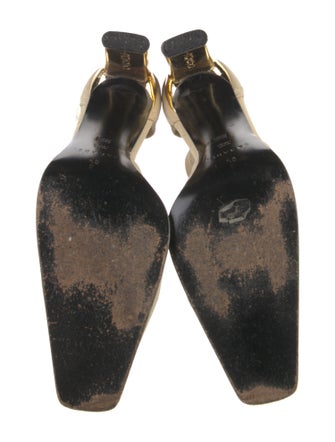 Casadei Canvas D'Orsay Pumps