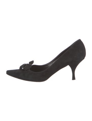 Pre-owned Casadei Suede Pumps In Black