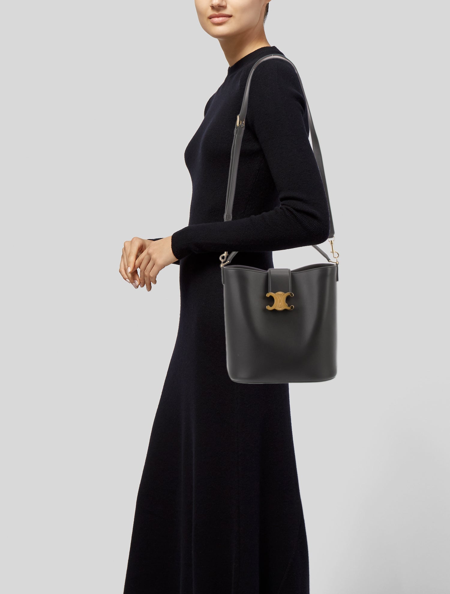 セリーヌ　フリーサイズ SMALL CAMILLE 16 SOFT BAG IN SUEDE CALFSKIN - STONE BEIGE | CELINE