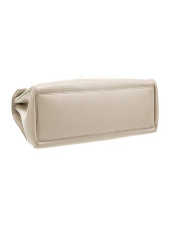 Celine Leather Soft 16 Medium 2023