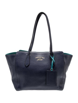 Gucci Leather Swing Medium