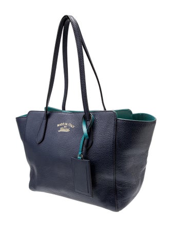 Gucci Leather Swing Medium