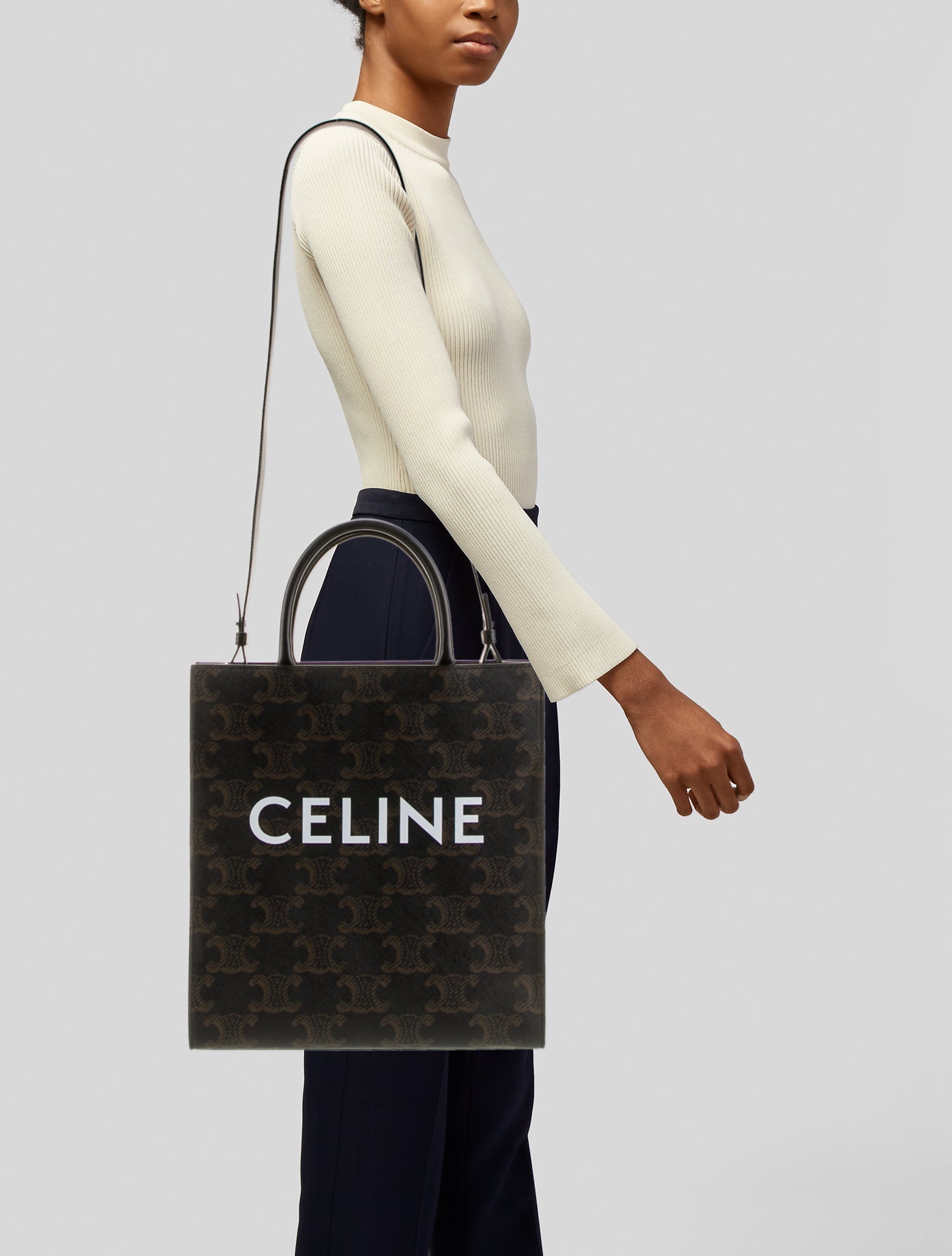 Celine Triomphe Cabas 2022