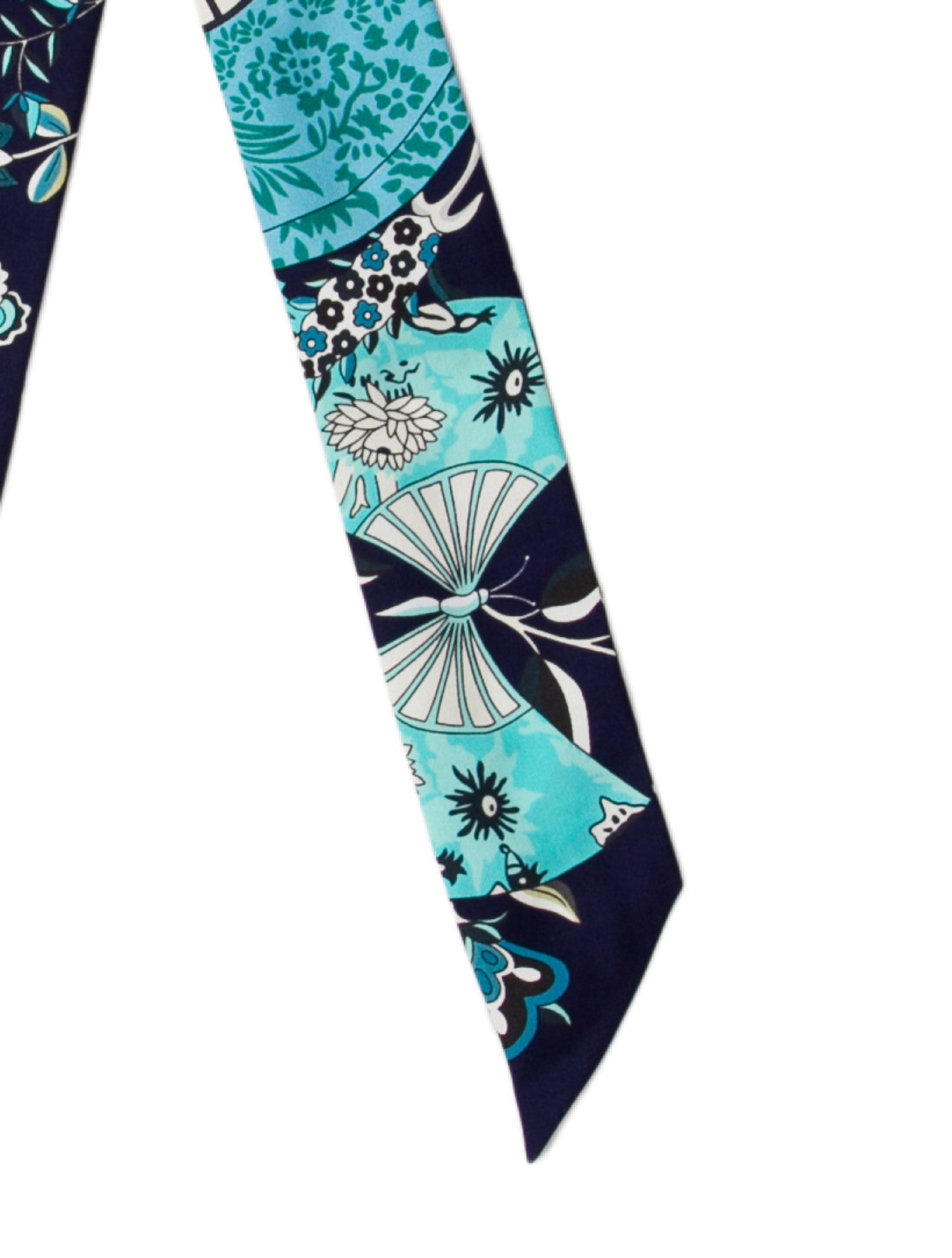 Gucci Square Tinted Sunglasses