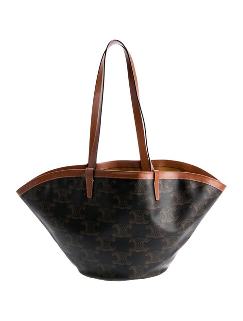 Celine Triomphe Couffin Medium 2022