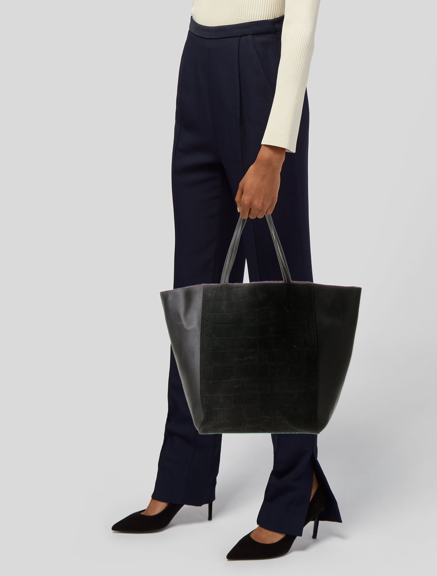 【BALENCIAGA】Erewhon LosAngeles トートバッグ ナイロン*Black Balenciaga x Erewhon Los Angeles Tote Bag Black - FW24 - US