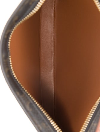 Celine Triomphe Croque Medium 2023