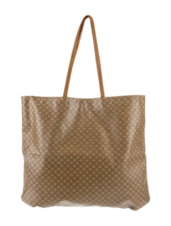 Celine Macadam Triomphe