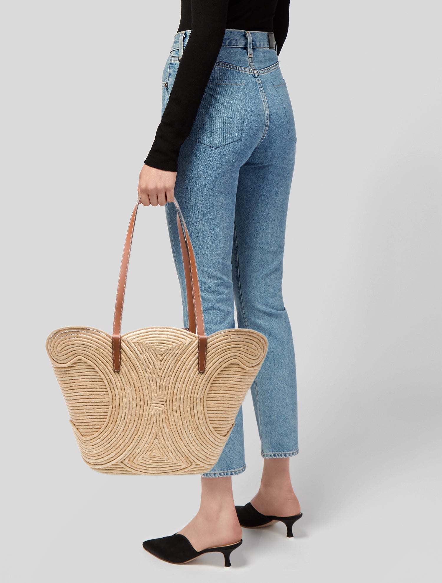 Celine Triomphe Classic Panier 2024