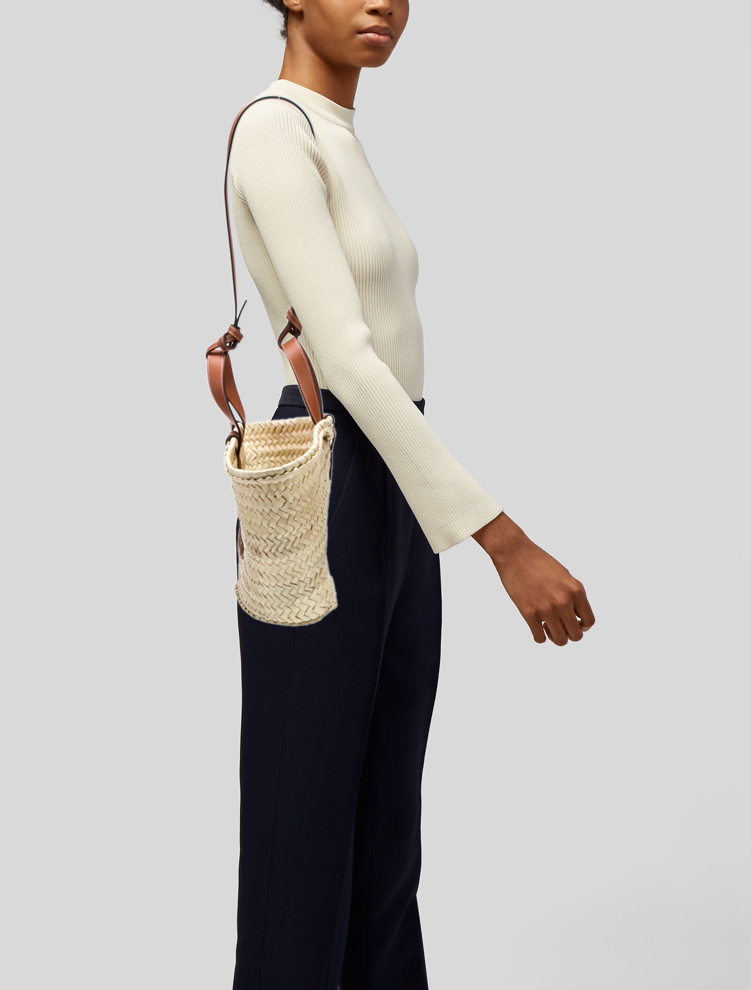 Celine Triomphe Classic Panier Teen 2024