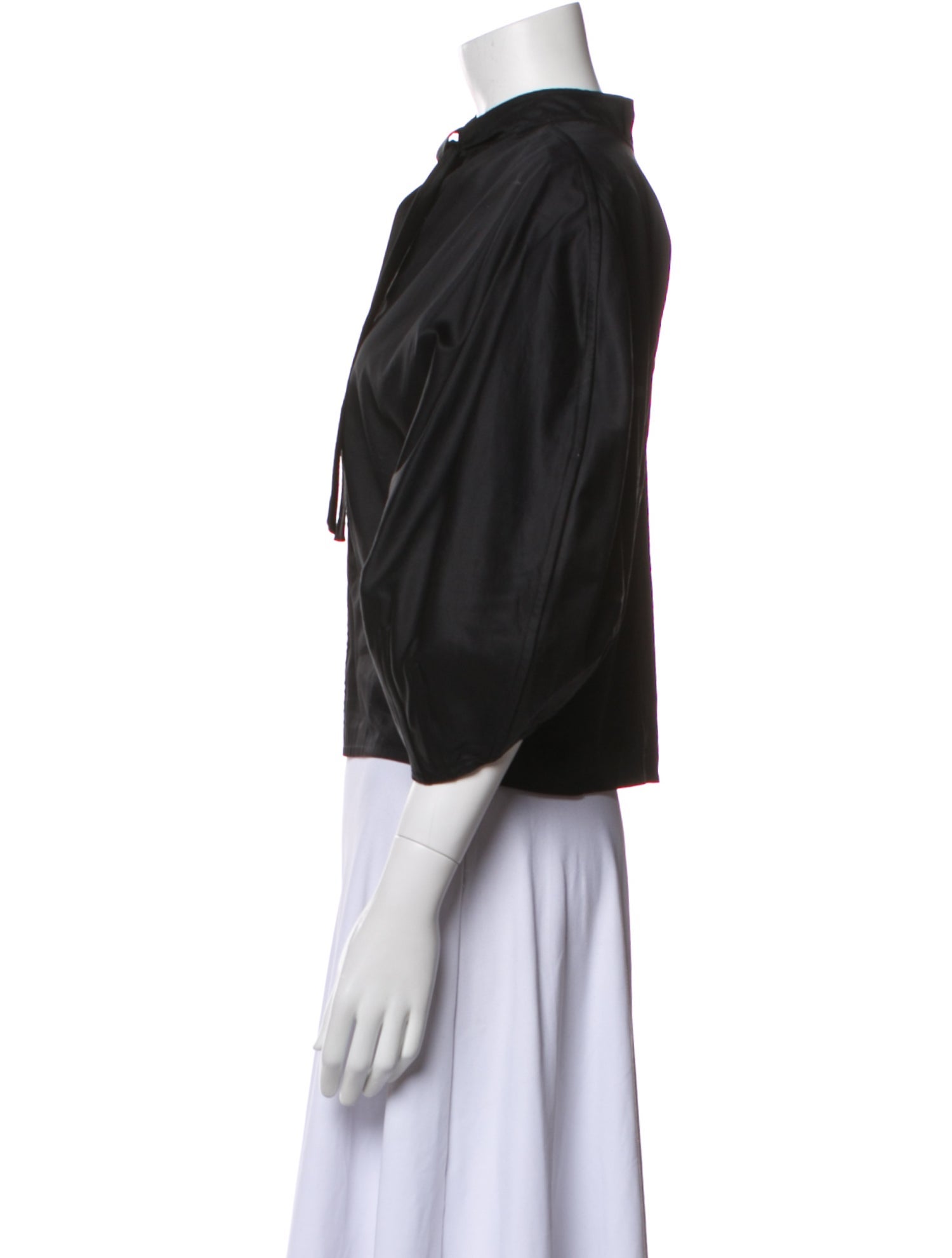 Celine V-Neck Three-Quarter Sleeve Crop Top