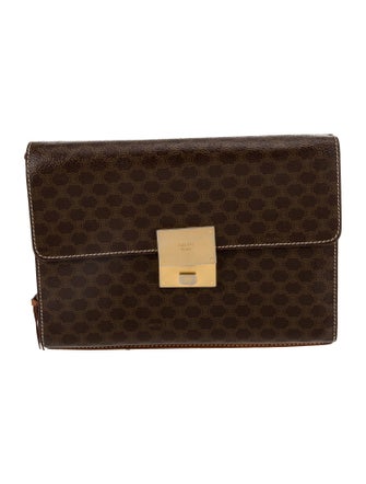 Celine Macadam Portfolio