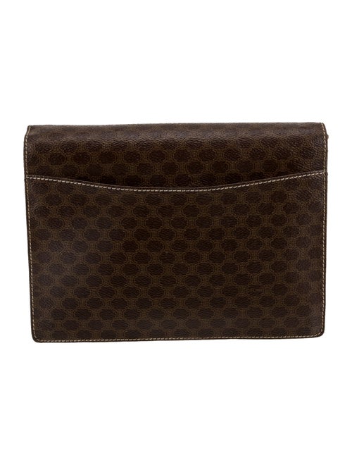 Celine Macadam Portfolio