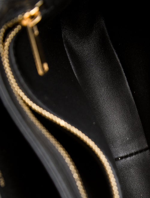 Celine Leather Triomphe Medium 2023