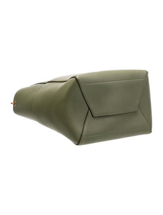 Celine Leather Seau Sangle Medium