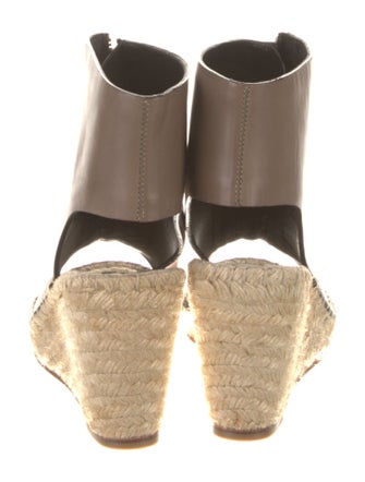 Celine Leather Whipstitch Trim Slingback Pumps